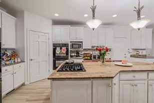 3513 Lashan Dr, Murrysville, PA 15668 - Photo 14