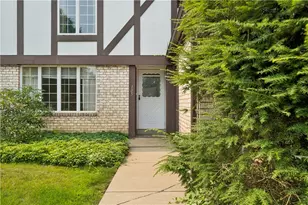 1772 Foxcroft Ln, Pittsburgh, PA 15101 - Photo 1