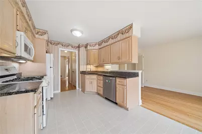 1772 Foxcroft Lane #105, Pittsburgh, PA 15101 - Photo 16