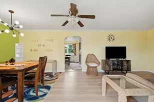 110 Crest Dr, Center Township, PA 15061 - Photo 6