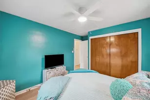 110 Crest Dr, Center Township, PA 15061 - Photo 12