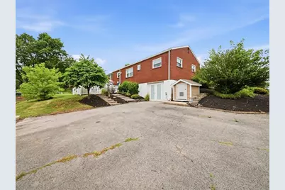 110 Crest Dr, Center Township, PA 15061 - Photo 24