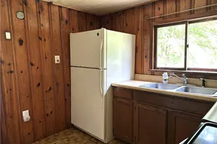 2883 Portersville Rd, Perry Township, PA 16117 - Photo 8