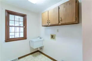 128 Moffett Run Rd, Center Township, PA 15001 - Photo 22
