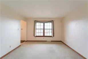 128 Moffett Run Rd, Center Township, PA 15001 - Photo 6
