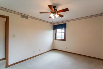 128 Moffett Run Rd, Center Township, PA 15001 - Photo 26