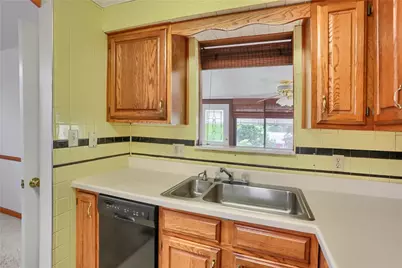 9144 Saginaw Dr, Pittsburgh, PA 15237 - Photo 18