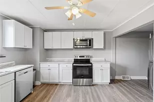 113 Washington St, Cokeburg, PA 15324 - Photo 18