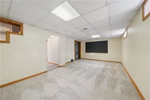 361 Avenue F, Pittsburgh, PA 15221 - Photo 18