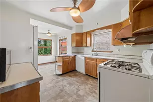 361 Avenue F, Pittsburgh, PA 15221 - Photo 12