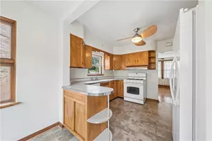 361 Avenue F, Pittsburgh, PA 15221 - Photo 14