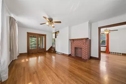 361 Avenue F, Pittsburgh, PA 15221 - Photo 6