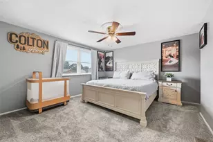 320 Celestial Dr, Economy, PA 15042 - Photo 24