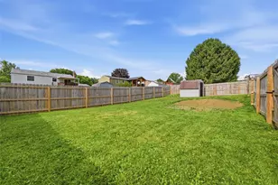 320 Celestial Dr, Economy, PA 15042 - Photo 38