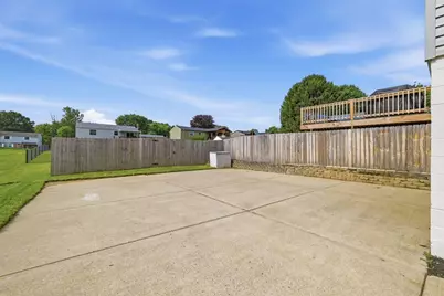320 Celestial Dr, Economy, PA 15042 - Photo 34