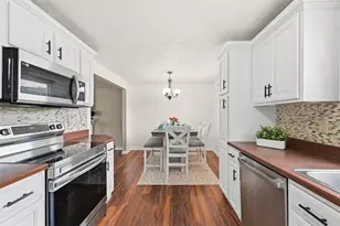 320 Celestial Dr, Economy, PA 15042 - Photo 14