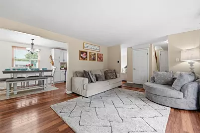 320 Celestial Dr, Economy, PA 15042 - Photo 10