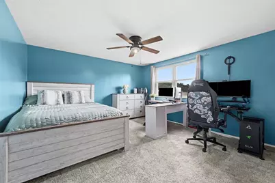 320 Celestial Dr, Economy, PA 15042 - Photo 32