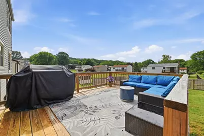 320 Celestial Dr, Economy, PA 15042 - Photo 22