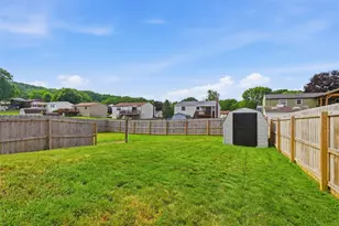 320 Celestial Dr, Economy, PA 15042 - Photo 40