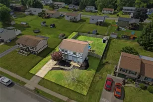 320 Celestial Dr, Economy, PA 15042 - Photo 2