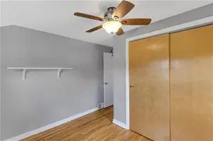 511 Rolling Green Dr, Bethel Park, PA 15102 - Photo 22