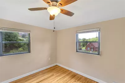 511 Rolling Green Dr, Bethel Park, PA 15102 - Photo 20