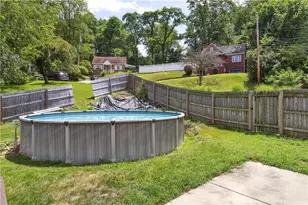 511 Rolling Green Dr, Bethel Park, PA 15102 - Photo 34