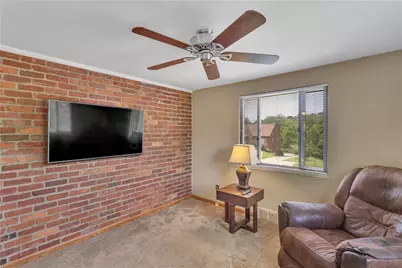 511 Rolling Green Dr, Bethel Park, PA 15102 - Photo 16