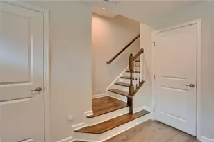 212 Amon St, Cranberry Township, PA 16066 - Photo 4