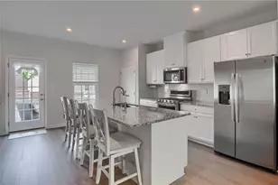 212 Amon St, Cranberry Township, PA 16066 - Photo 2