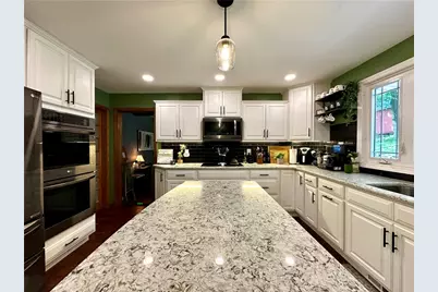 909 E Fairfield Ave, Neshannock Township, PA 16105 - Photo 18