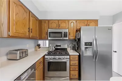 160 Renfer St, Ross Twp, PA 15237 - Photo 8