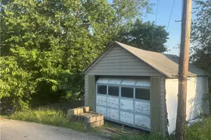 409 Penn Ave, Leechburg Boro, PA 15656 - Photo 18