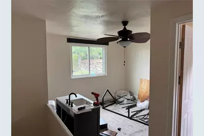 484 Sterling, Pittsburgh, PA 15203 - Photo 12