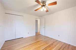 344 Springwood Dr, Pittsburgh, PA 15147 - Photo 14