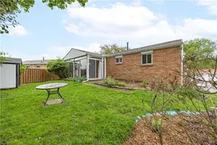 344 Springwood Dr, Pittsburgh, PA 15147 - Photo 24