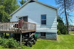 2 Elm St, Masontown, PA 15461 - Photo 10