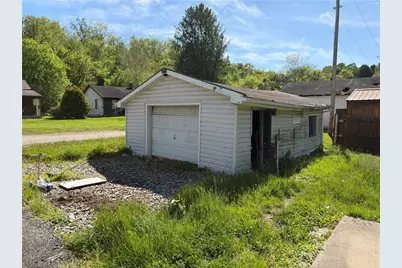 460 Braznell Concrete Rd, Redstone Township, PA 15442 - Photo 6