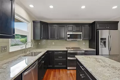 1805 Pioneer Dr, Sewickley, PA 15143 - Photo 8