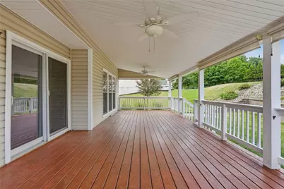 1805 Pioneer Dr, Sewickley, PA 15143 - Photo 38