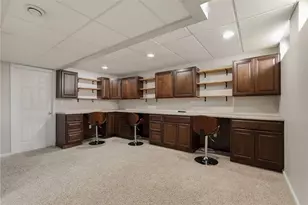 1805 Pioneer Dr, Sewickley, PA 15143 - Photo 32