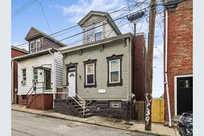 2129 Straubs Ln, Pittsburgh, PA 15212 - Photo 2