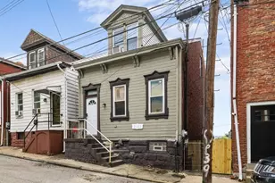 2129 Straubs Ln, Pittsburgh, PA 15212 - Photo 2