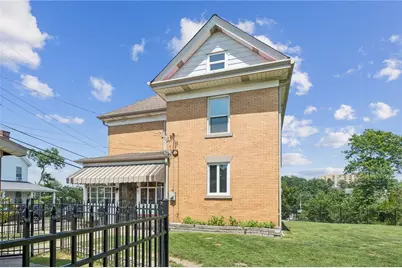 400 Carothers Ave, Scott Township, PA 15106 - Photo 32