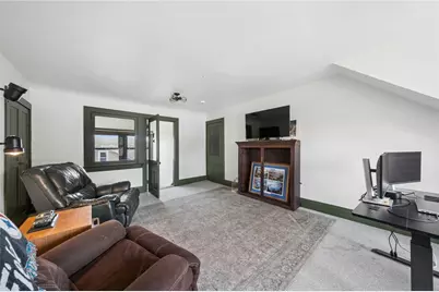 400 Carothers Ave, Scott Township, PA 15106 - Photo 26