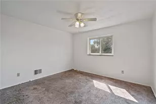 8108 Westmoreland Ave, Pittsburgh, PA 15218 - Photo 16