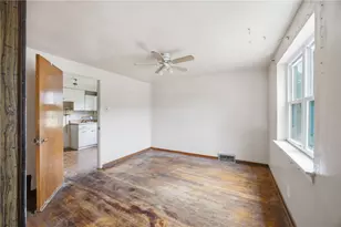 1391 Laketon Rd, Pittsburgh, PA 15221 - Photo 6