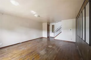 1391 Laketon Rd, Pittsburgh, PA 15221 - Photo 4