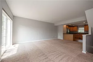 350 Creekview, Oakdale, PA 15071 - Photo 6